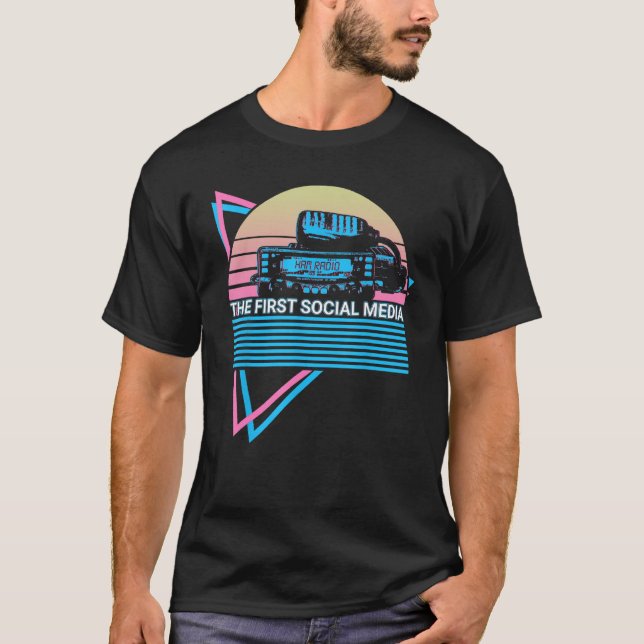 T-shirt Ham Radio Retro Radio Operator The First Social Me (Devant)