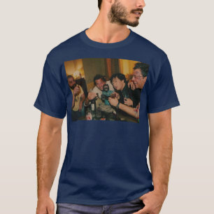 T-shirt hangar 3