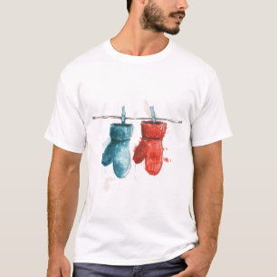 T-shirt Hangement des Mittens sur une ligne de linge Hiver