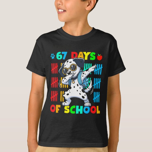 T-shirt Happy 67 Days School Cute Dog 67 Days Smarter Stud (Devant)