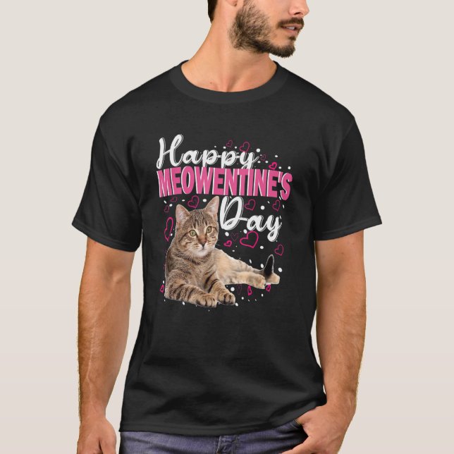 T-shirt Happy Meowentine's Day Funny Valentine's Day Cat   (Devant)