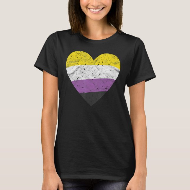 T-shirt Heart with Non Binary Flag   Nonbinary Pride Month (Devant)