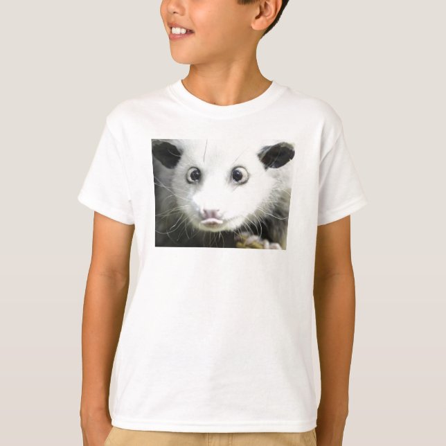T-shirt Heidi L'Opossum Osé À Croix (Devant)