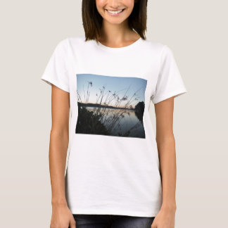 T-shirt Herbes au lac Sunset