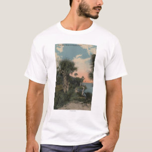 T-shirt Héron de grand bleu sur la plage de côte de la