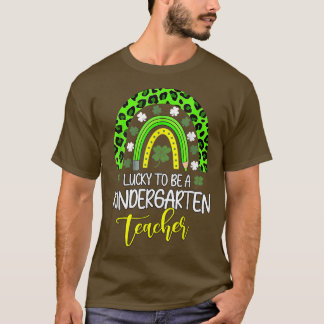T-shirt Heureux D'Être Un Enseignant De Maternelle Rainbow