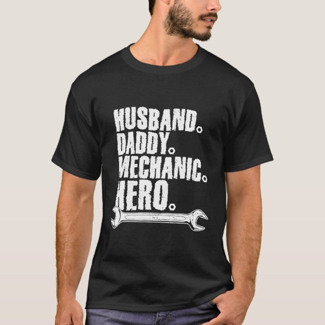 T-shirt Homme Mécanicien Papa Dit Mari Papa Mécanicien Il (Devant)