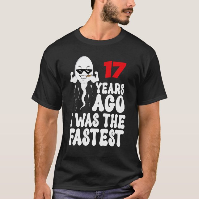 T-shirt Hommes 17ème Anniversaire Gag robe 17 Années Il Y  (Devant)