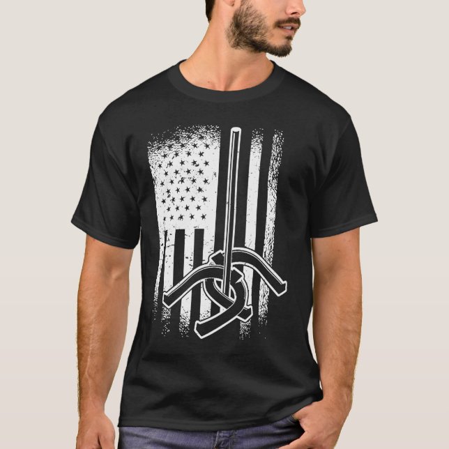 T-shirt Horseshoe Pitching American USA FLag (Devant)