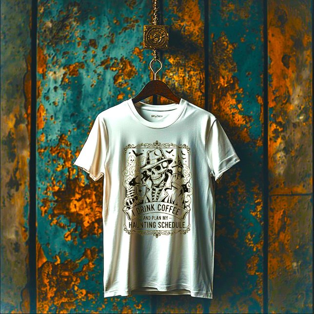 T-shirt I Drink Coffee and Plan My Haunting Schedule Mug (Créateur téléchargé)