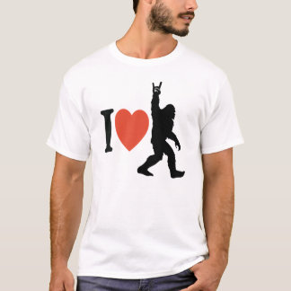 T-shirt I Love Bigfoot Rock On