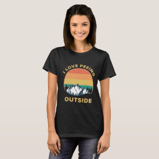 T-shirt I Love Peeing Outside Shirt, Funny Camping Shirt