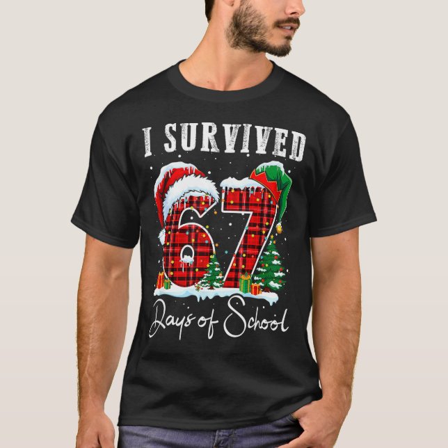 T-shirt I Survived 67 Days Of School Christmas Candy Cane  (Devant)