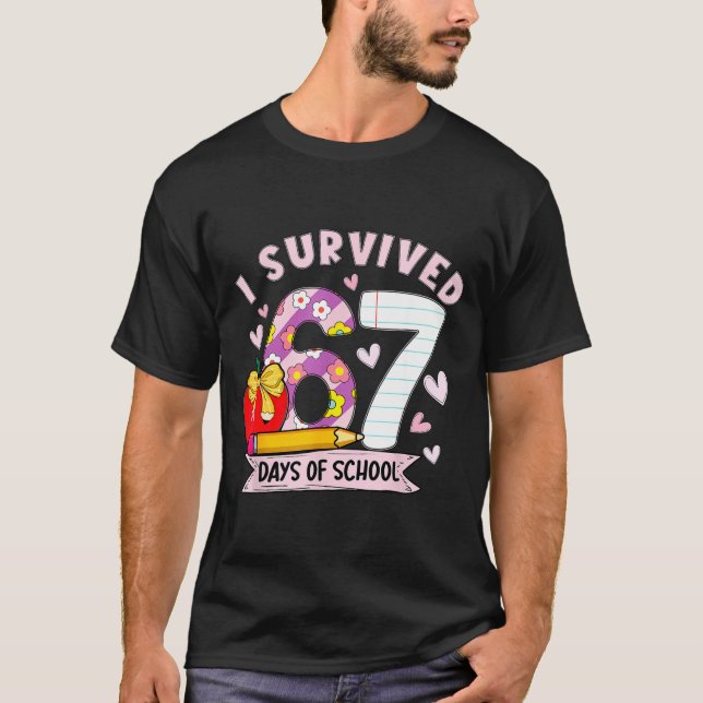 T-shirt I Survived 67 Days Of School Funny Leopard Student (Devant)