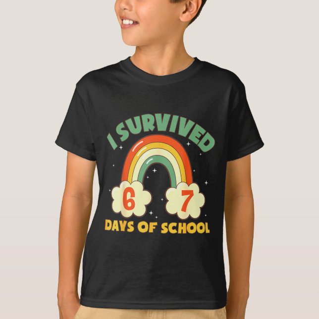 T-shirt I Survived 67 Days Of School Funny Meme Student Te (Devant)