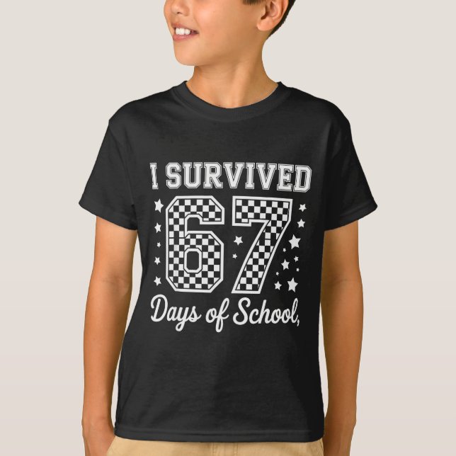 T-shirt I Survived 67 Days Of School Funny Meme Teacher St (Devant)