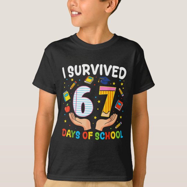 T-shirt I Survived 67 Days Of School Funny Meme Teacher St (Devant)