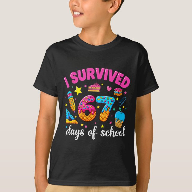 T-shirt I Survived 67 Days Of School Funny Meme Teacher St (Devant)