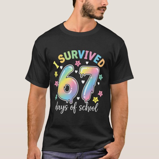 T-shirt I Survived 67 Days Of School Funny Meme Teacher St (Devant)