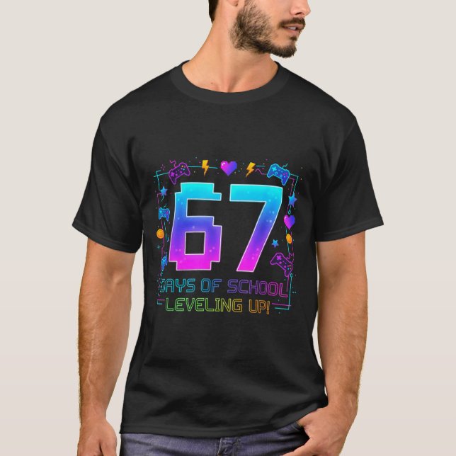 T-shirt I Survived 67 Days Of School Retro Gamer Level Up  (Devant)