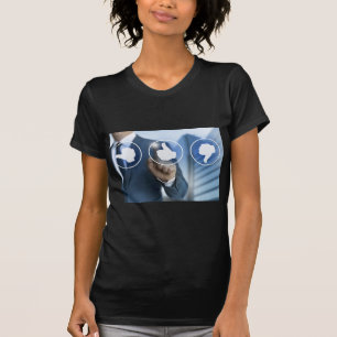 T-shirt icônes de pouce pour le concept de révision client