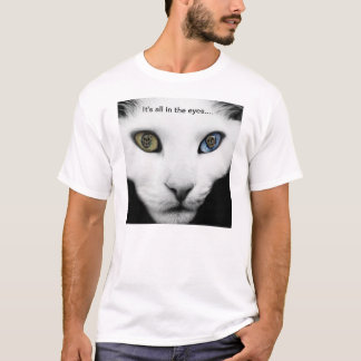 T-shirt Il est tout dans les yeux