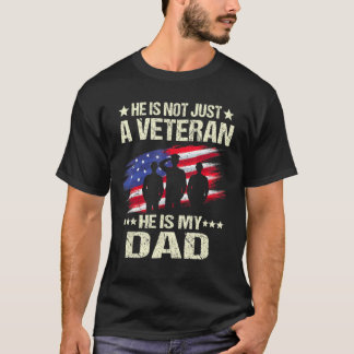 T-shirt Il n'est pas juste un vétéran Il est papa Homme Vé
