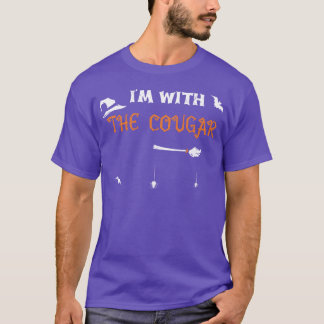T-shirt Im With Cougar Halloween