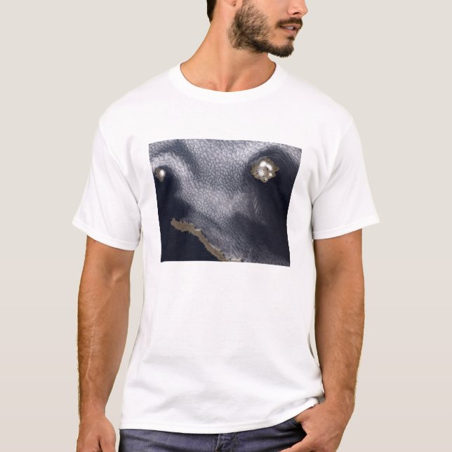 T-shirt Image satellite de l'île de Semisopochnoi (Devant)