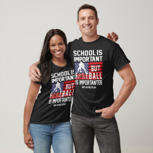 T-shirt Importance de l'école de football américain