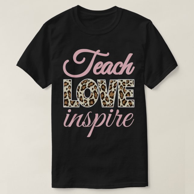 T-shirt Impression léopard guépard rose enseignent l'amour (Design devant)