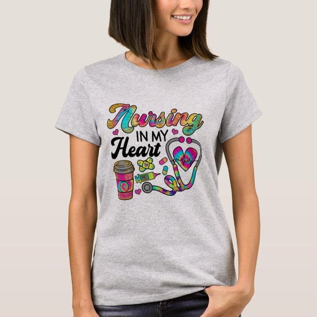 T-shirt Infirmière dans mon coeur (Devant)