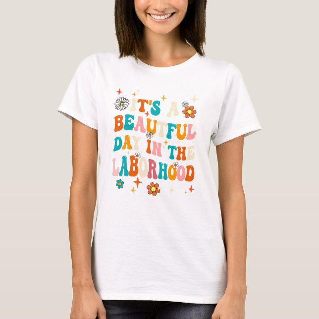 T-shirt Infirmière du travail et de la prestation C'est un (Devant)