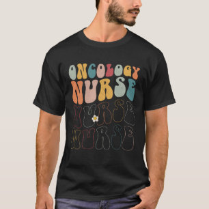 T-shirt Infirmière en oncologie groovy mignonne RN ICU ER