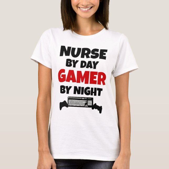 T-shirt Infirmière par Joueur de jour par nuit (Devant)