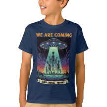 Invasion d'aliens OVNI rétro Arrivée Sci-Fi Enfant