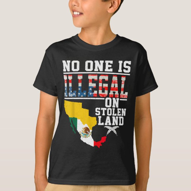 T-shirt Is Illegal On Stolen Land Native Americans  (Devant)