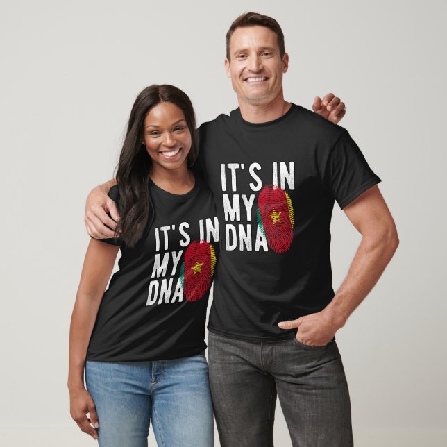 T-shirt It's in my DNA Cameroon Flag Fingerprints (Unisexe)