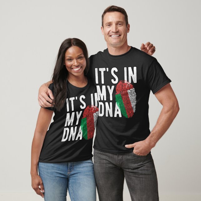 T-shirt It's in my DNA Oman Flag Fingerprints (Unisexe)