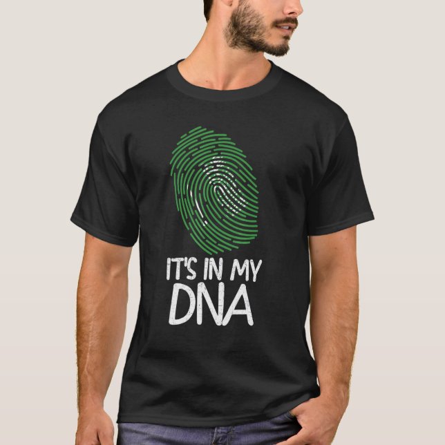 T-shirt It's In My DNA  Proud Saudi Flag Fingerprint (Devant)