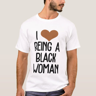 T-shirt J'adore être une femme noire Mignonne Brown Heart 