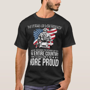 T-shirt J'Ai Enseigné À Ma Fille De Se Défendre Milit