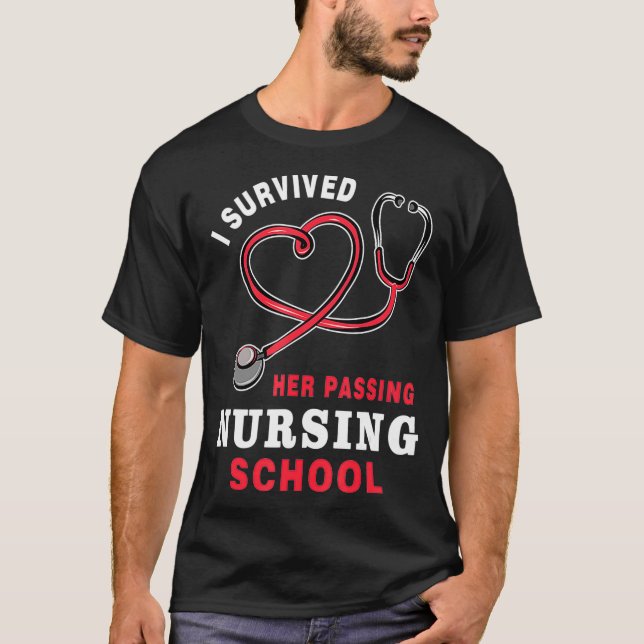 T-shirt J'Ai Survécu À Son Passage De L'École De Soins Inf (Devant)