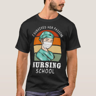 T-shirt J'Ai Survécu À Son Passage De L'École De Soins Inf
