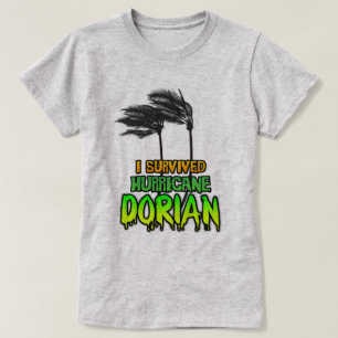 T-shirt J'ai survécu aux arbres de l'ouragan Dorian