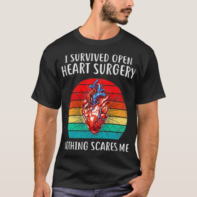T-shirt J'ai survécu Open Heart Chirurgie Cadeaux Récupéra (Devant)