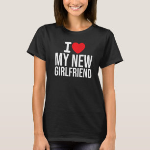 T-shirt J'aime ma nouvelle petite amie Boyfriend Coeur rou