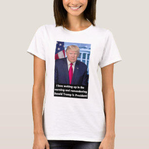 T-shirt J'aime me réveiller le matin et se rappeler