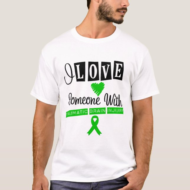 T-shirt J'aime quelqu'un avec la lésion cérébrale (Devant)