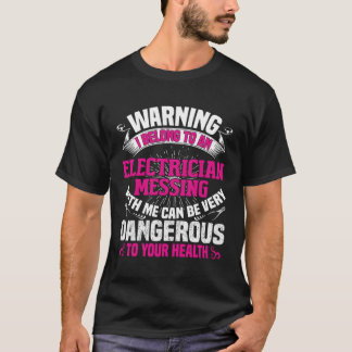 T-shirt J'Appartiens À Une Femme Mariage Électricienne